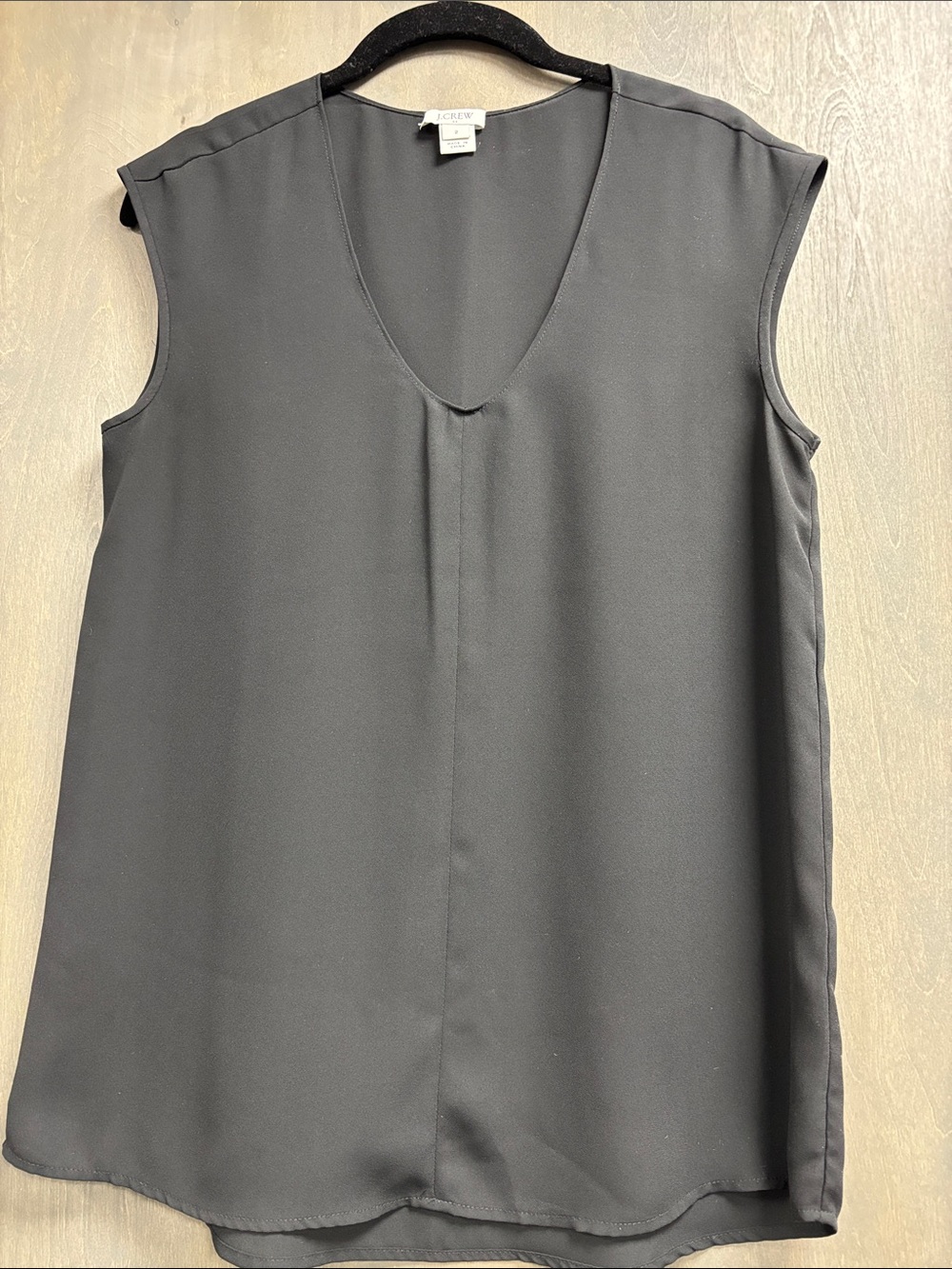 J. Crew Black Sleeveless V-Neck Blouse Size 2 Good Used Condition!